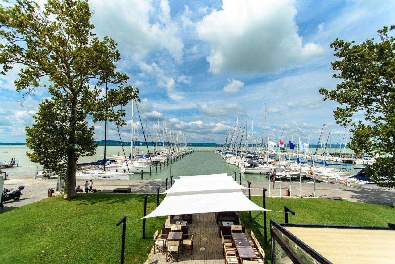 Bl Bavaria Yachtclub & Apartments Balatonlelle Eksteriør bilde