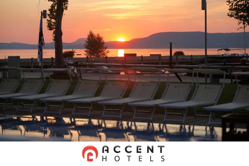 Bl Bavaria Yachtclub & Apartments Balatonlelle Eksteriør bilde