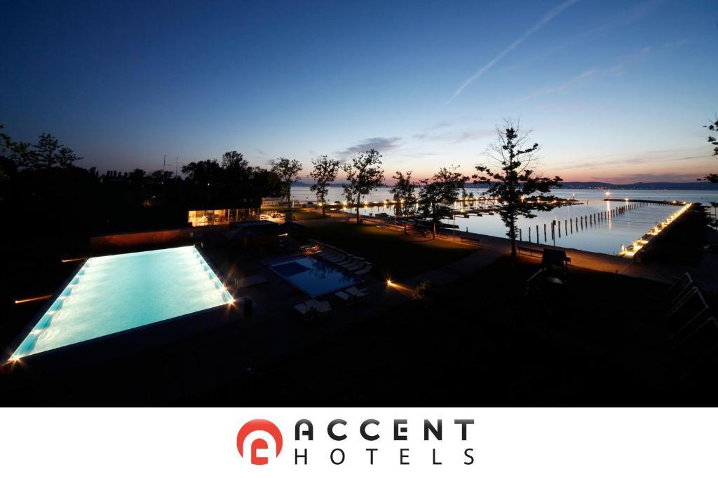 Bl Bavaria Yachtclub & Apartments Balatonlelle Eksteriør bilde